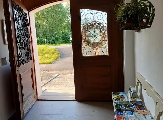 Fruhstuckspension Haus Ebersdorf 3*