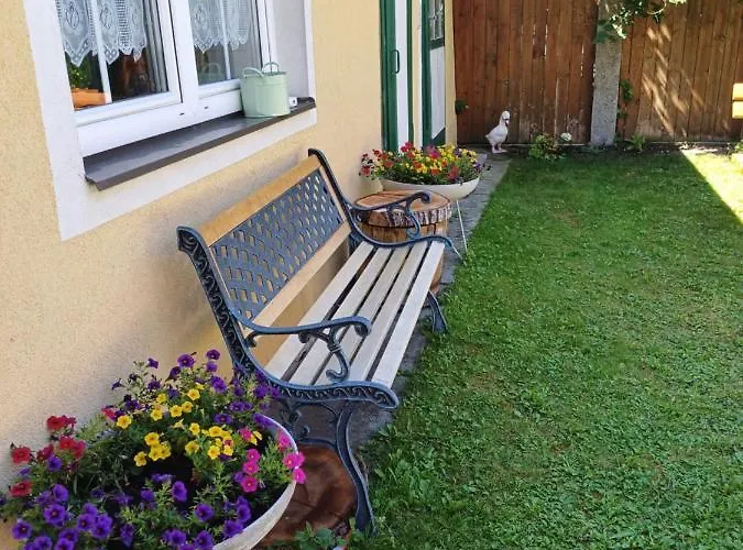 Bed & Breakfast Fruhstuckspension Haus Ebersdorf