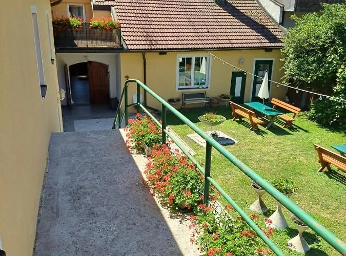 Fruhstuckspension Haus Ebersdorf Bed & Breakfast Leiben