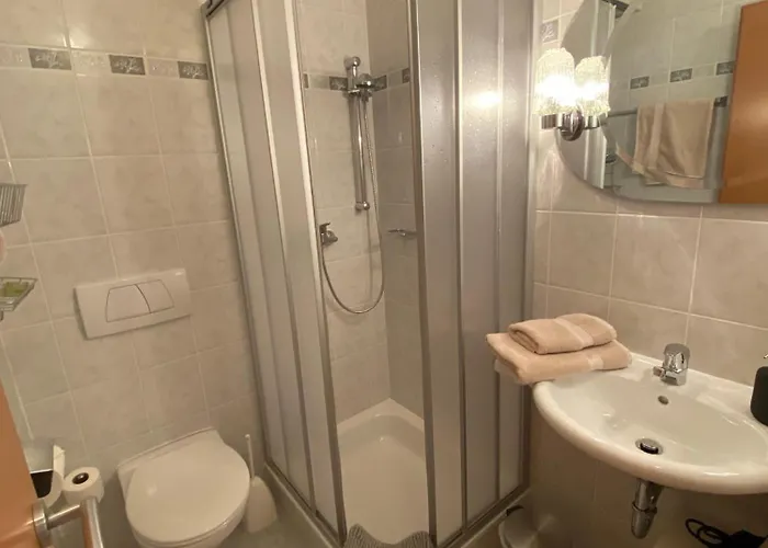 Fruhstuckspension Haus Ebersdorf Bed & Breakfast Leiben