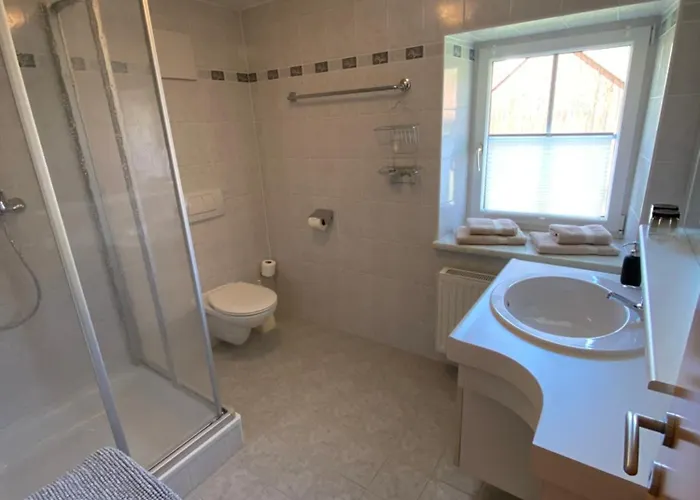 Fruhstuckspension Haus Ebersdorf 3*