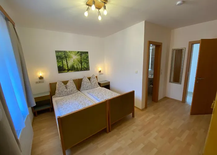 Fruhstuckspension Haus Ebersdorf 3* Leiben