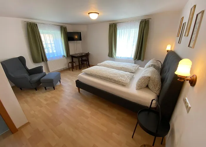 Fruhstuckspension Haus Ebersdorf 3* Leiben